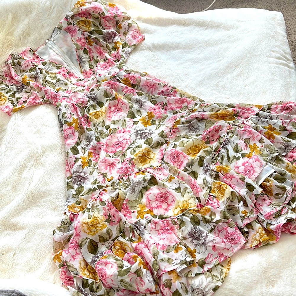 Storia floral pastel midi dress size S